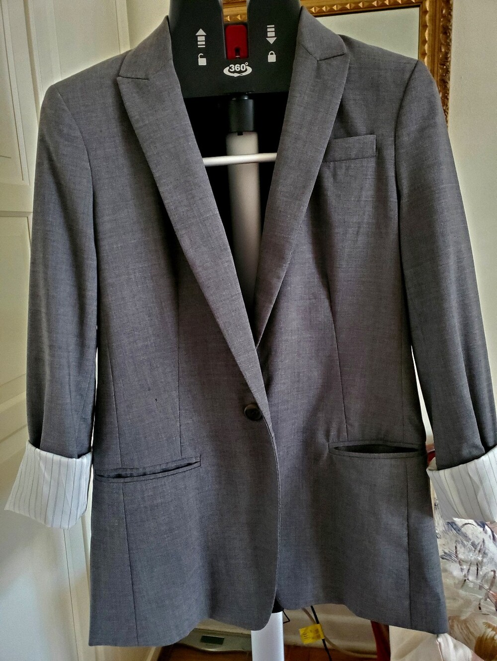 Club Monaco Gray Single-Breasted Blazer, Size 6